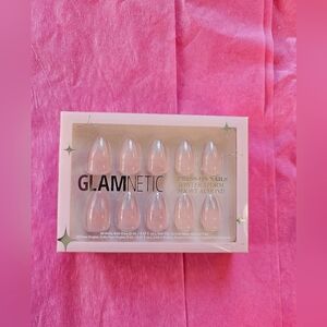 Winterstorm Short Almond Press-On Nails. Never Used.